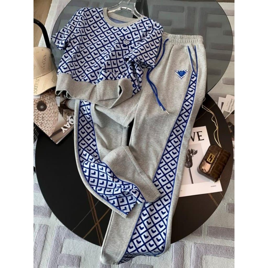 2025 terno esportivo Casual feminino High-End manga curta camiseta calças de perna larga moda terno de duas peças260724T