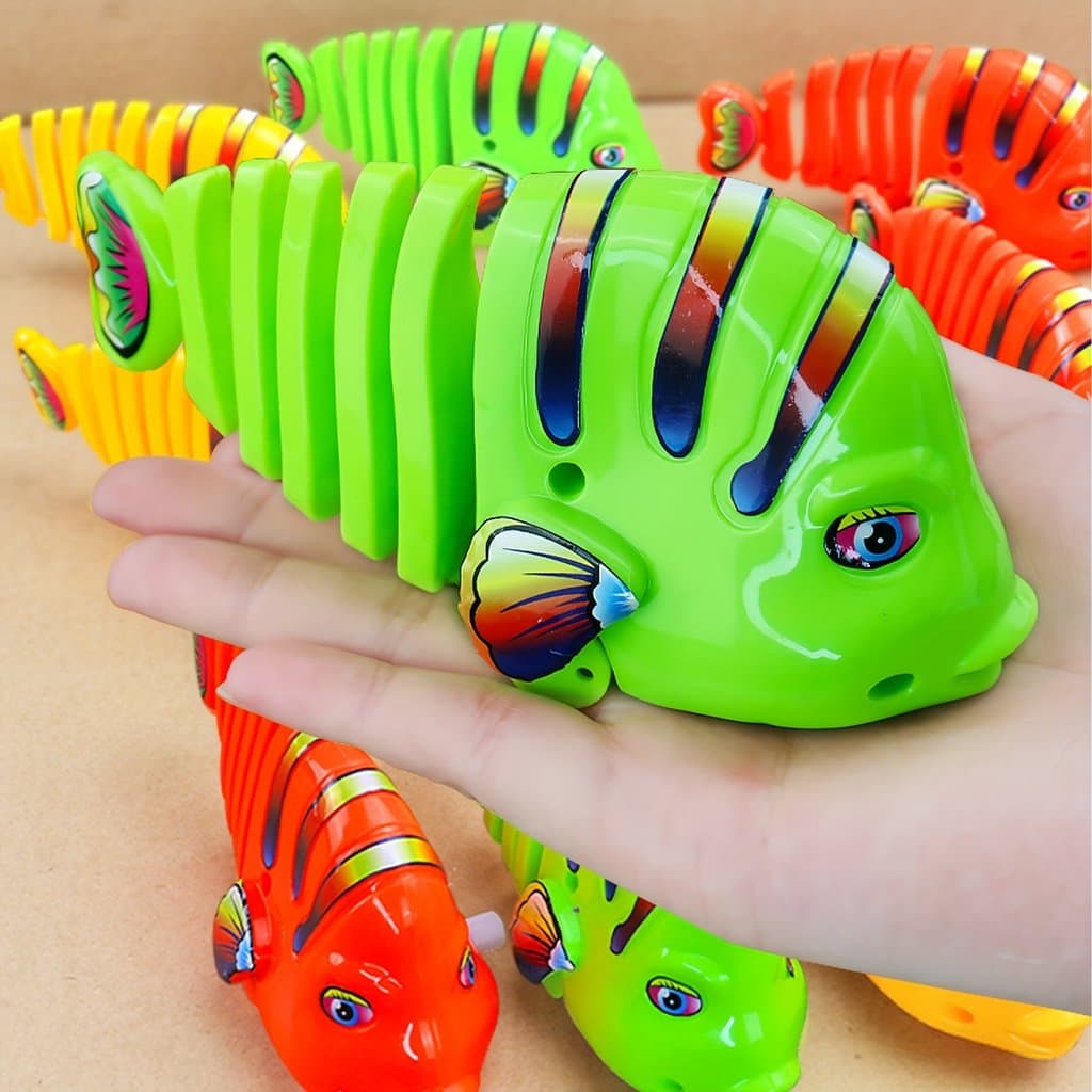 Wind-Up Balançando Peixe Brinquedo Brinquedos Do Bebê De Banho Correndo Pode Balançar Cauda Carro Divertido Presente Par