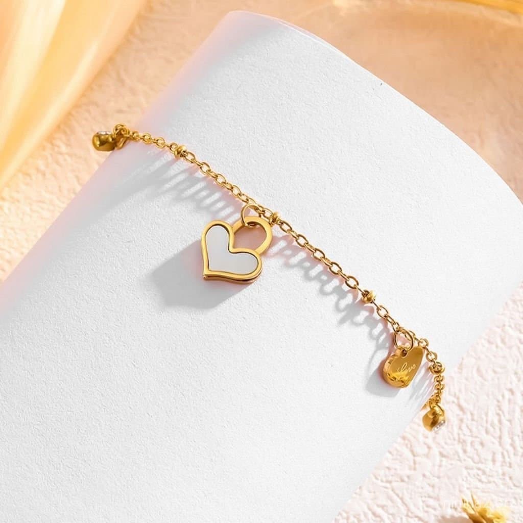 Pulseira de aço titânio 18K com design de nicho, joias de aço inoxidável com concha de amor versátil e simples