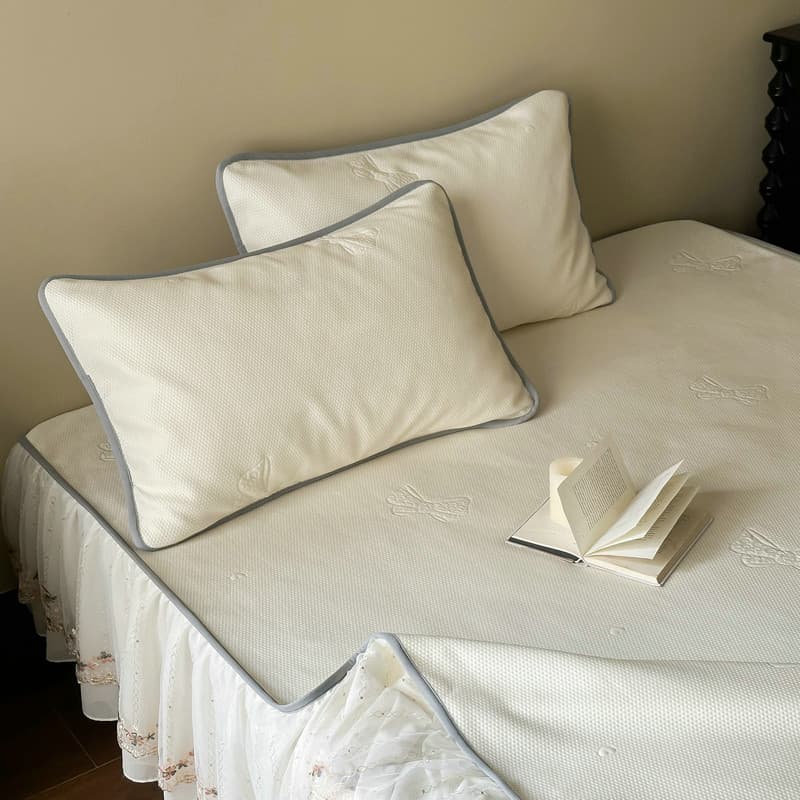 Verão francês High-End saia de cama estilo princesa seda gelo legal esteira conjunto de três peças lavável esteira de re
