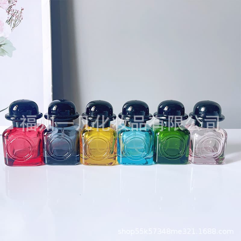 Frasco de perfume recarregável com tampa de rosca, frasco com pulverizador de pressão, frasco de vidro vazio, de