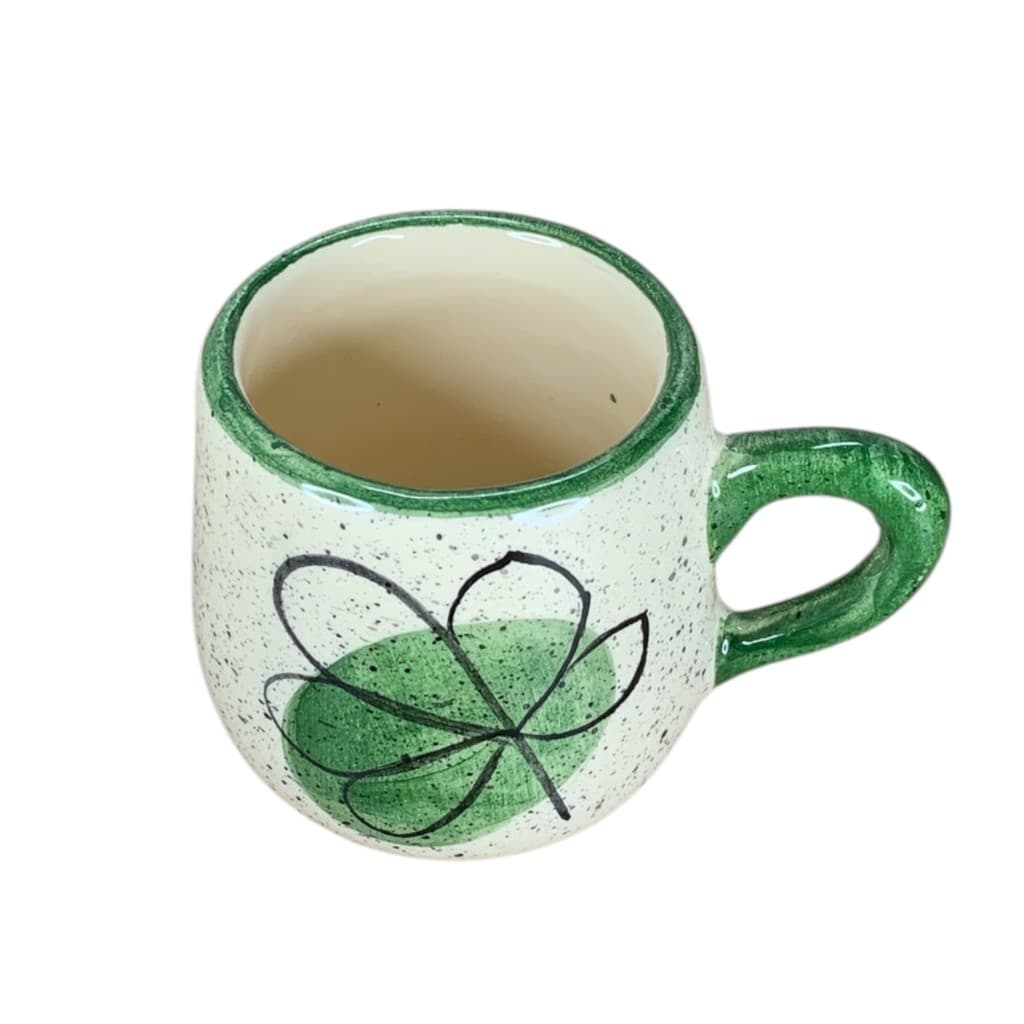 Xícara Verde Trevo 80mL Pequena Feita de Cerâmica Pintada a Mão Para Bebidas Quentes ou Frias