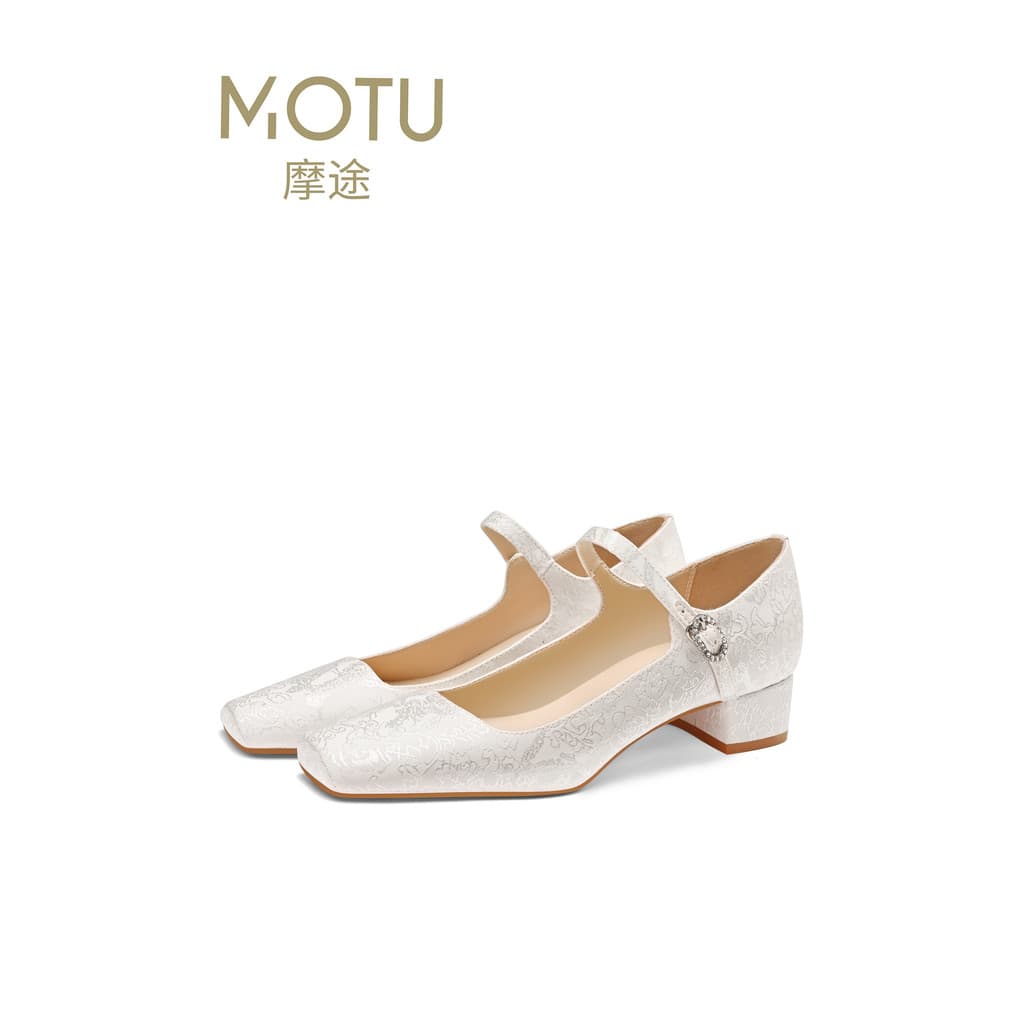 Novo estilo chinês mãe banquete de casamento Cheongsam sapatos de casamento feminino salto grosso antigo branco Mary Jan