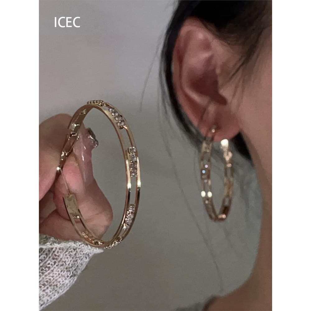 brincos feminino Brinco Brincos de argola grandes ocos exclusivos europeus americanos estilo legal Super piscando moda e