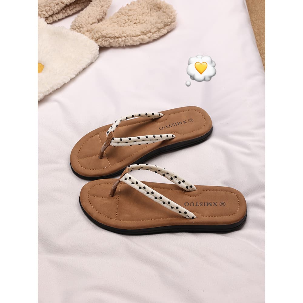 Casual respirável Flip-Flops feminino verão novo estilo exterior Wear antiderrapante bolinhas beira-mar praia férias