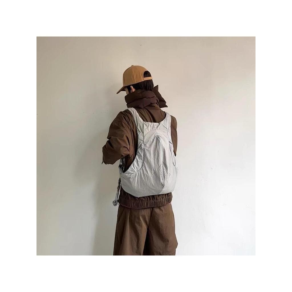 2024 primavera verão novo estilo perfurado estrutura de duas cores esportes lazer mochila Commuter leve mochila de escal