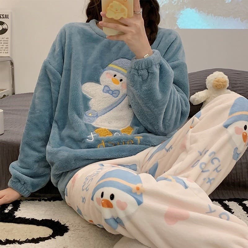 Envio em até 48 horas] Conjunto de Pijama Feminino de Inverno Casual Quente em Fleece Coral de Manga Longa 2025 (Conjunt
