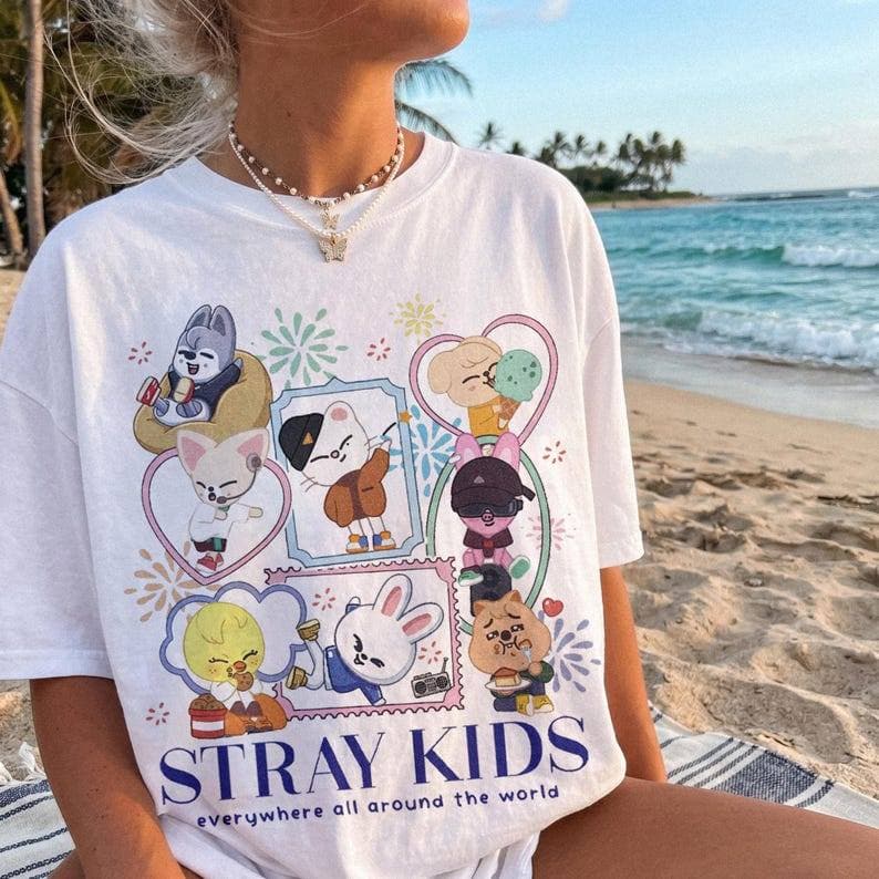 「BR.Moonlight」Camiseta Unissex Stray Kids Chibi Skzoo Estampa Fofa Confortável Linda Moderna Tendência