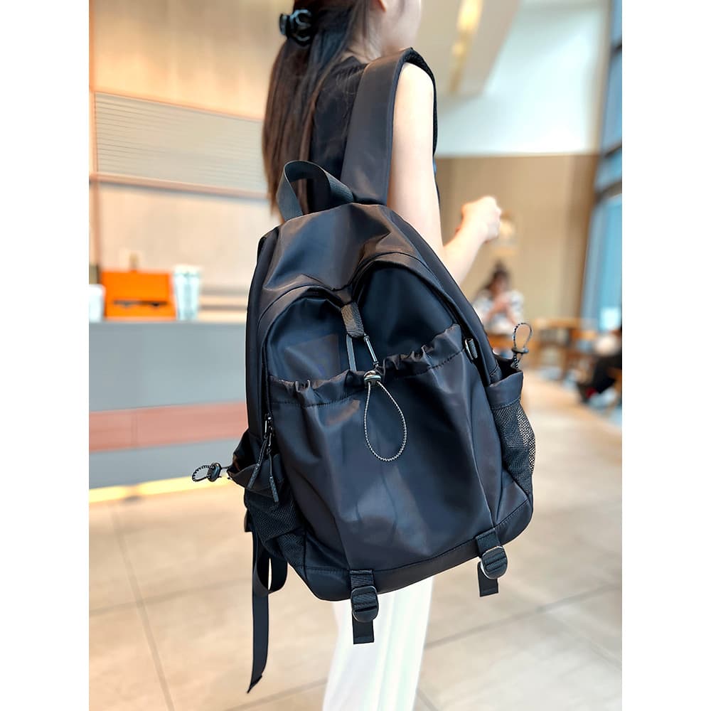 Mochila leve de grande capacidade feminina 2025 novo estilo Casual All-Match impermeável Oxford pano computador mochila