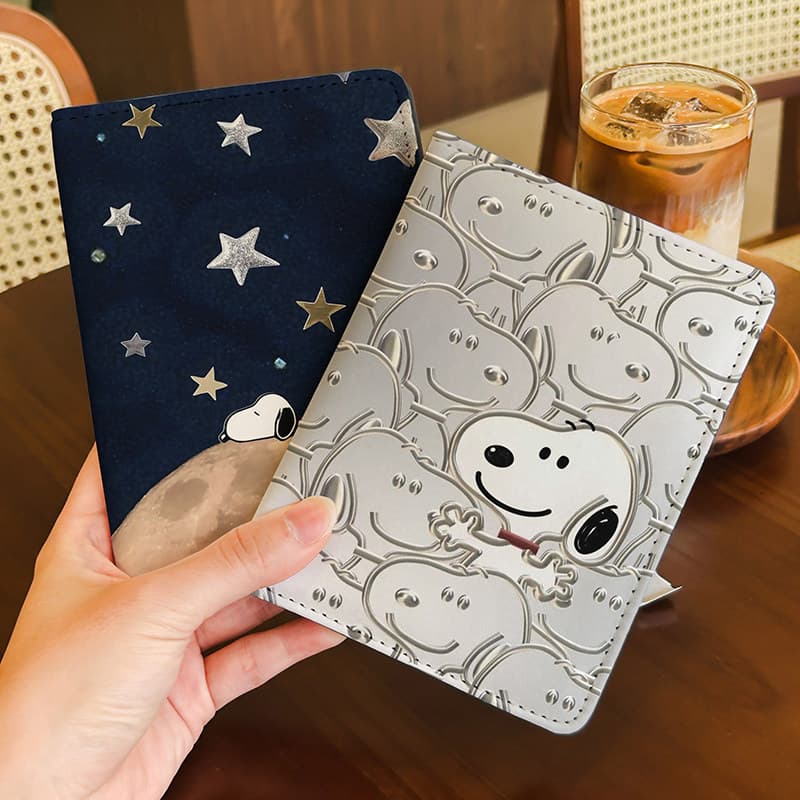 Snoopy Anime passaporte titular saco de documentos caso protetor Multi-função titular do cartão viajar no exterior coleç