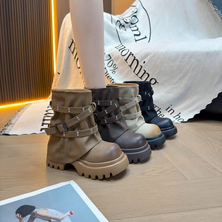 Botas Femininas de Bico Redondo, Botas Curtas com Tira Solta, Sola Grossa, Salto Chunky, Botas Estilo Martin, Tamanhos 3