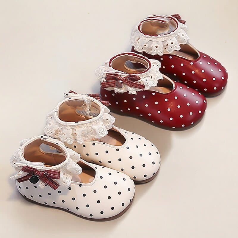 2026 outono novo estilo meninas Retro bolinhas princesa pequenos sapatos de couro bebê Mary Jane All-Match bonito sapato