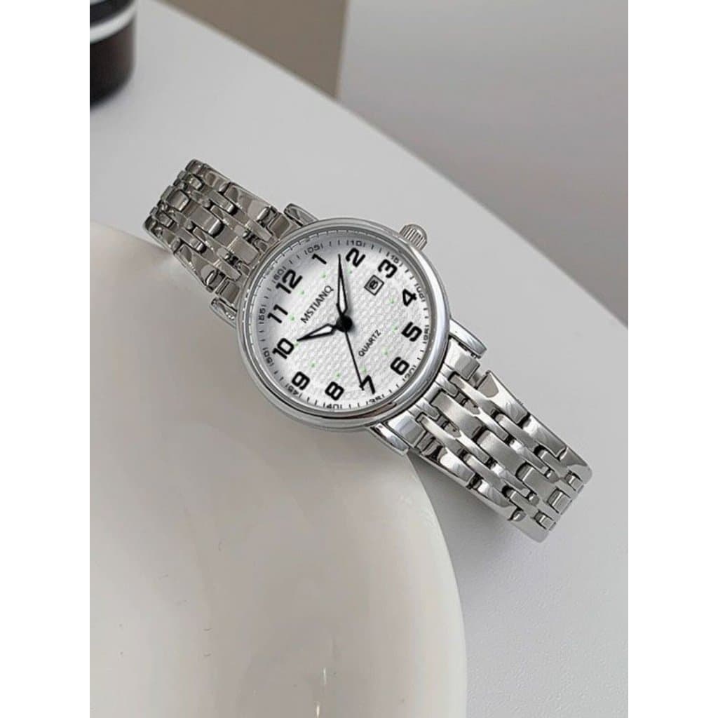 relogio feminino pequeno relogio feminino pequeno delicado Relógio feminino pulseira de aço 2026 novo estilo para mãe id