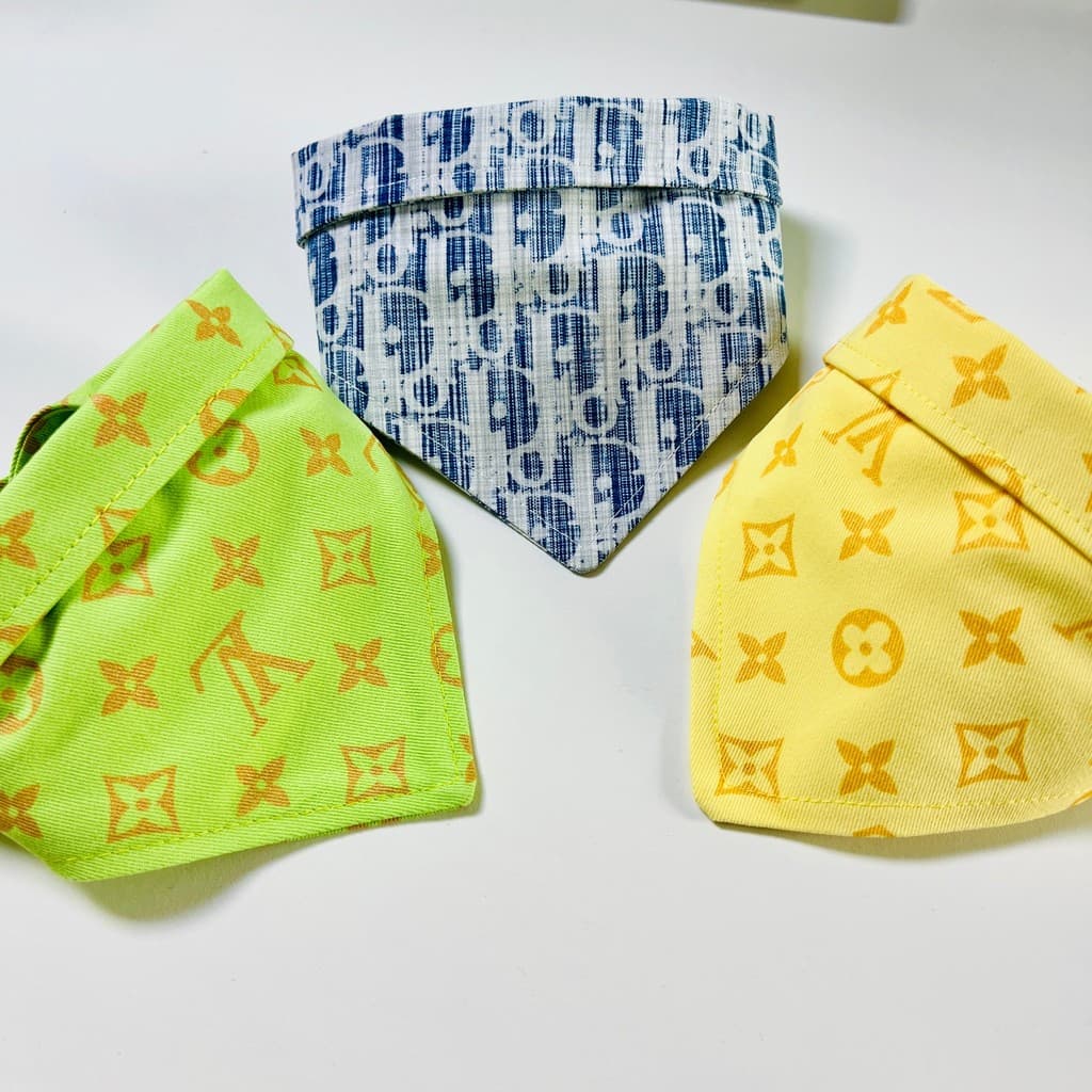 Pet Street Wear Saliva toalha algodão Denim tecido pequeno lenço de cachorro de tamanho médio Teddy Bichon Schnauzer Wes