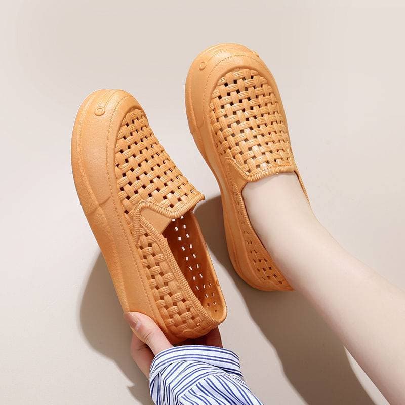 Sandálias femininas de verão casuais de sola macia antiderrapante sapatos femininos planos jardim oco branco sapatos de