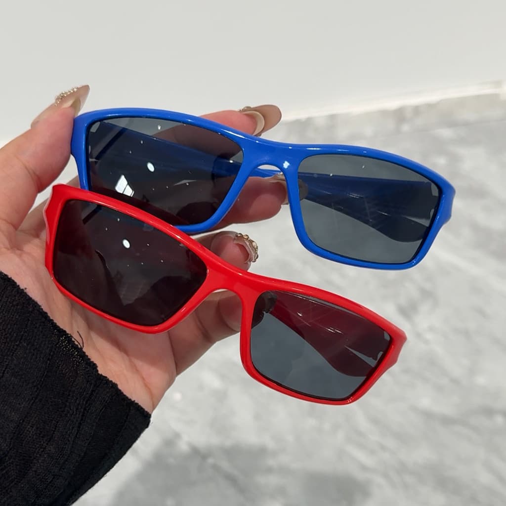 Moda óculos de sol crianças na moda menino óculos rua tiro legal forma côncava Anti-ultravioleta protetor solar óculos d
