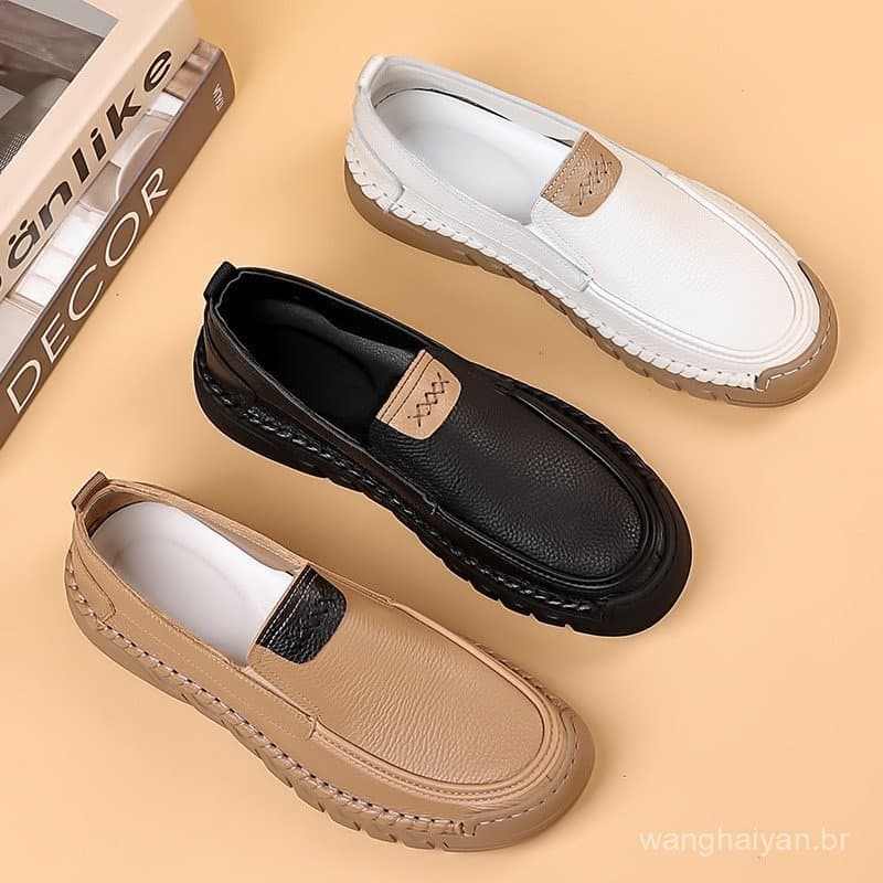 Mocassins masculinos de couro legítimo, estilo novo 2024, mocassins de couro de vaca, sapatos casuais respiráveis de ver