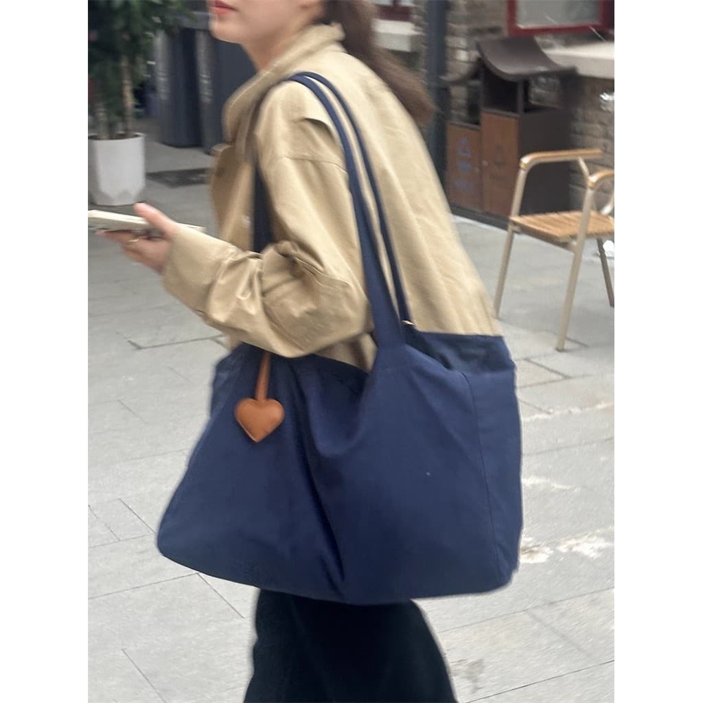 Abao-caseiro estilo coreano ins outono inverno grande capacidade camurça bolsa de ombro cor sólida bolinhas veludo simpl