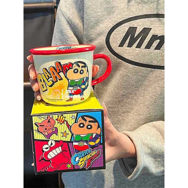 Crayon Shin-Chan Caneca de cerâmica para meninas, copo de água fofo para escritório, presente de aniversário, café, leit