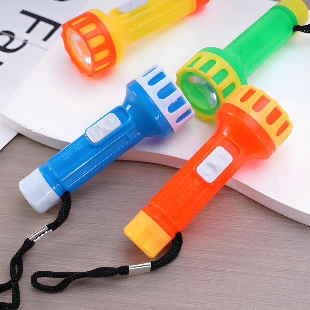 Casa pequena lanterna Mini lanterna portátil chaveiro iluminação portátil lanterna de acampamento ao ar livre