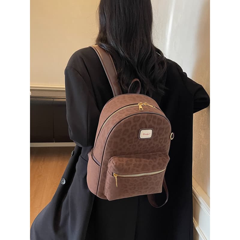 Muzi rua leopardo impressão mochila feminina 2026 novo estilo versão coreana moda Casual grande capacidade elegante Comm