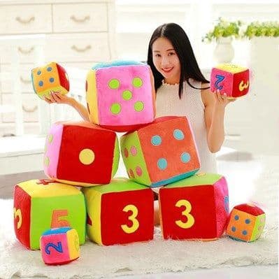 Esponja de descompressão dados tamanho grande rolha descompressão balanço de pelúcia tecido peneira brinquedo atividade