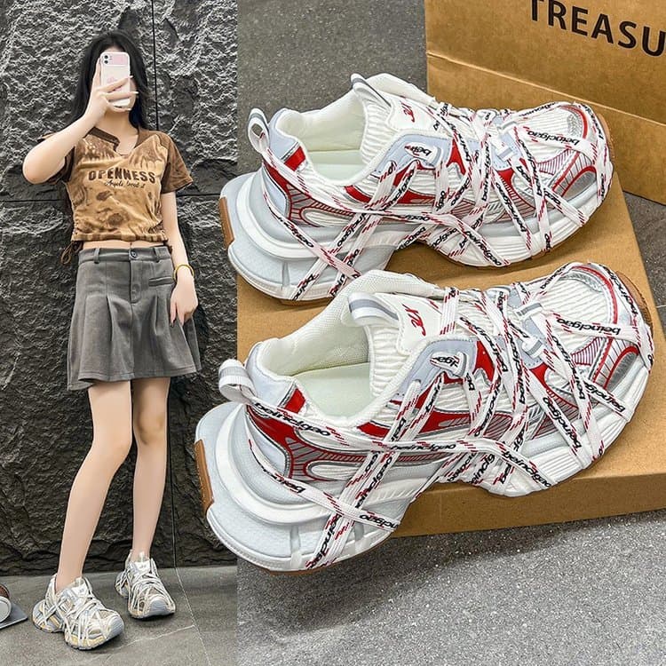 Baixo-topo rendas borracha 2026 primavera feminino novo estilo na moda respirável Casual moda papai sapatos