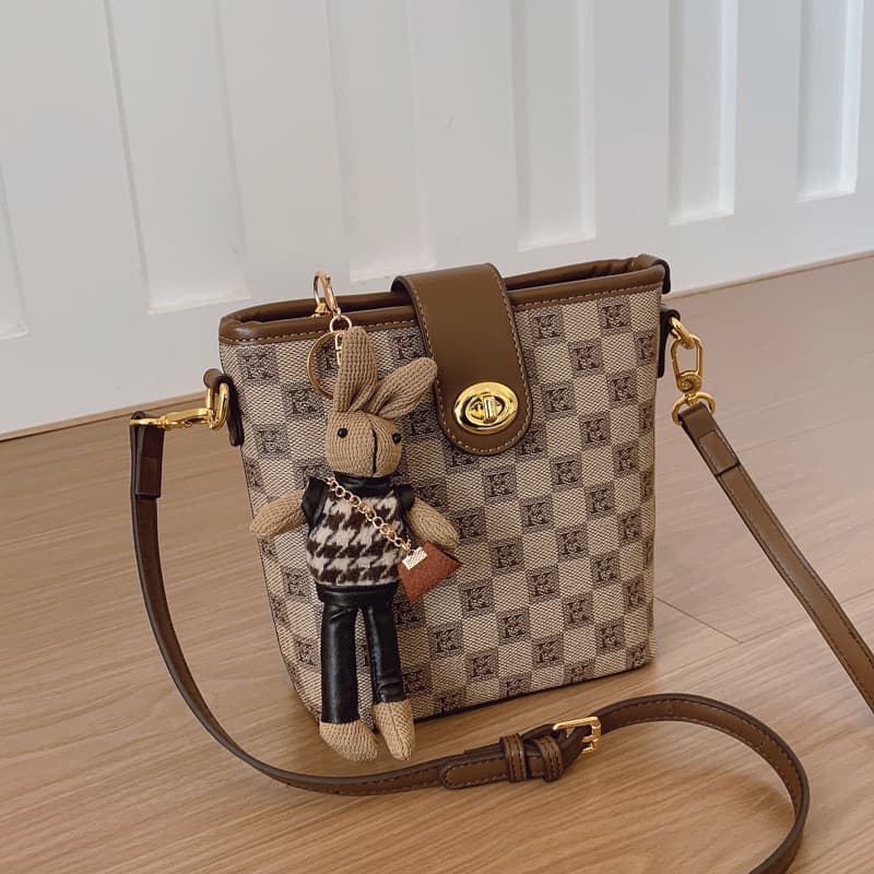 2026 novo estilo High-End Retro nicho luz luxo balde saco feminino venda quente moda Casual Commuter ombro saco do mensa