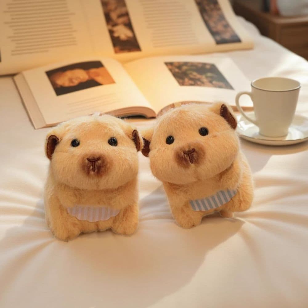 Chaveiro de pelúcia, um adorável pingente em forma de hamster, ideal para pendurar na mala.