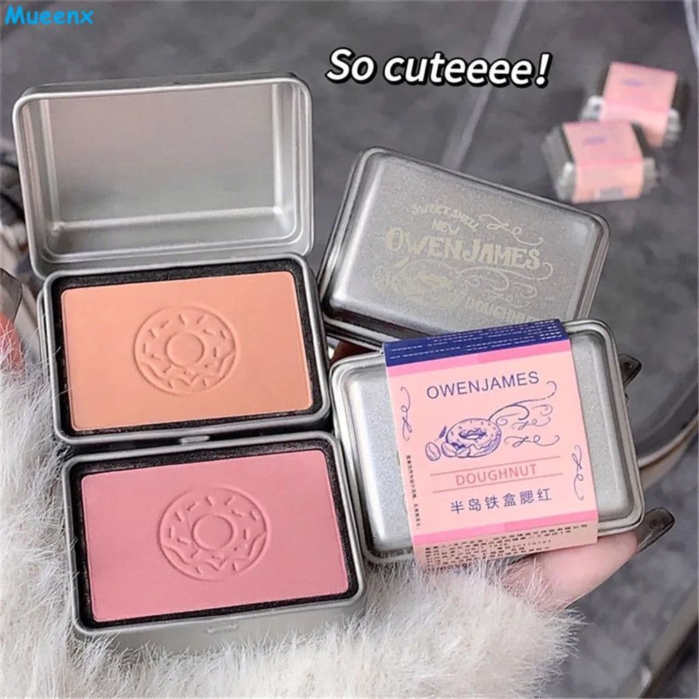 Blush de baixa saturação Owen James Peninsula Iron Box Blush matte de baixa saturação Blush e contorno de uso