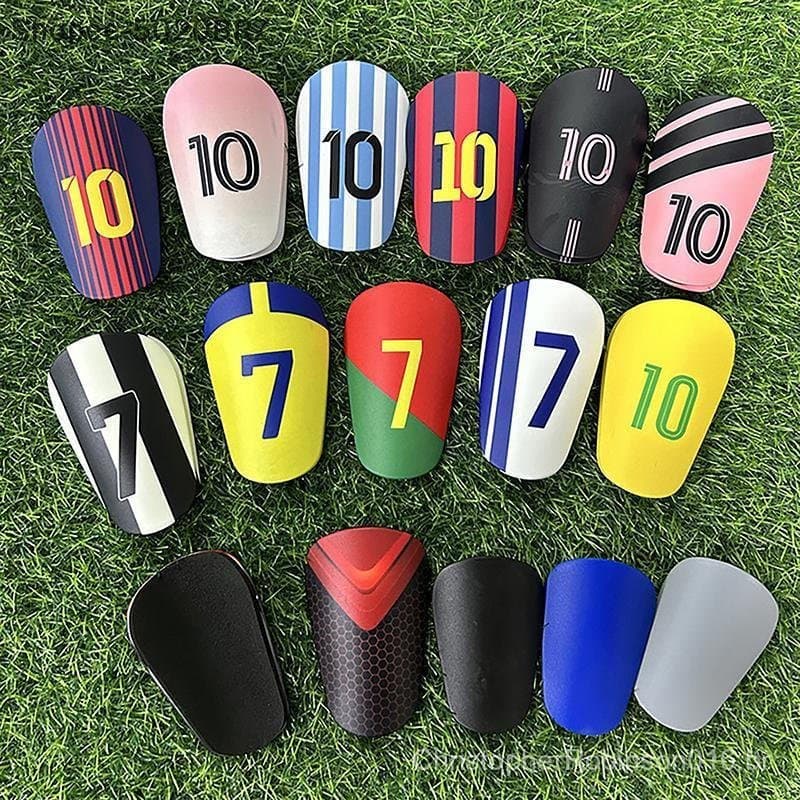 [THEBR] 1 Par de Mini Caneleiras de Futebol Protetoras de Perna Resistentes ao Desgaste com Placa Absorvente de Impacto