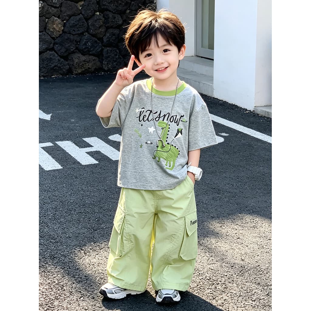 Terno infantil meninos roupas de verão 2026 novo estilo bonito menino bebê verão camiseta macacão solto roupas finas na