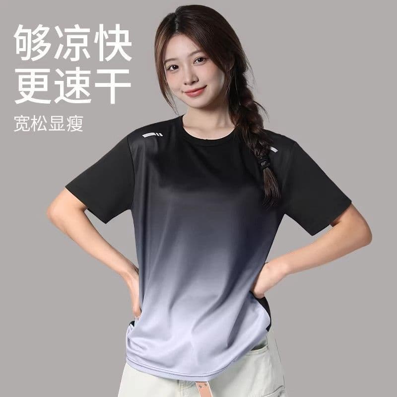 Camiseta esportiva solta de manga curta para ioga e corrida de tamanho grande