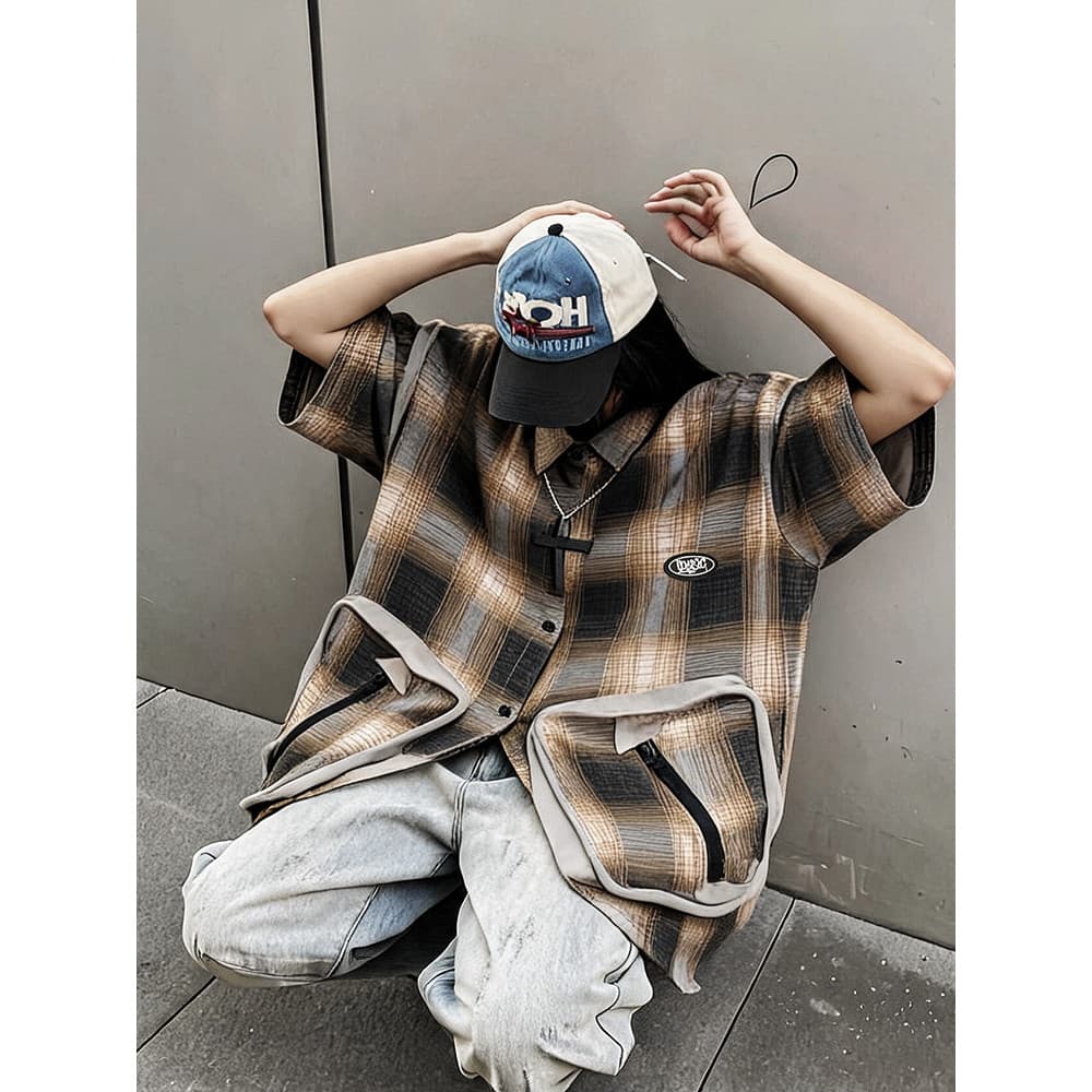 UUCSCC Hip-Hop Tooling Solto Casual Camisa Xadrez de Manga Curta Japonesa Retro Multi-Bolso Camisa de Meia Manga T