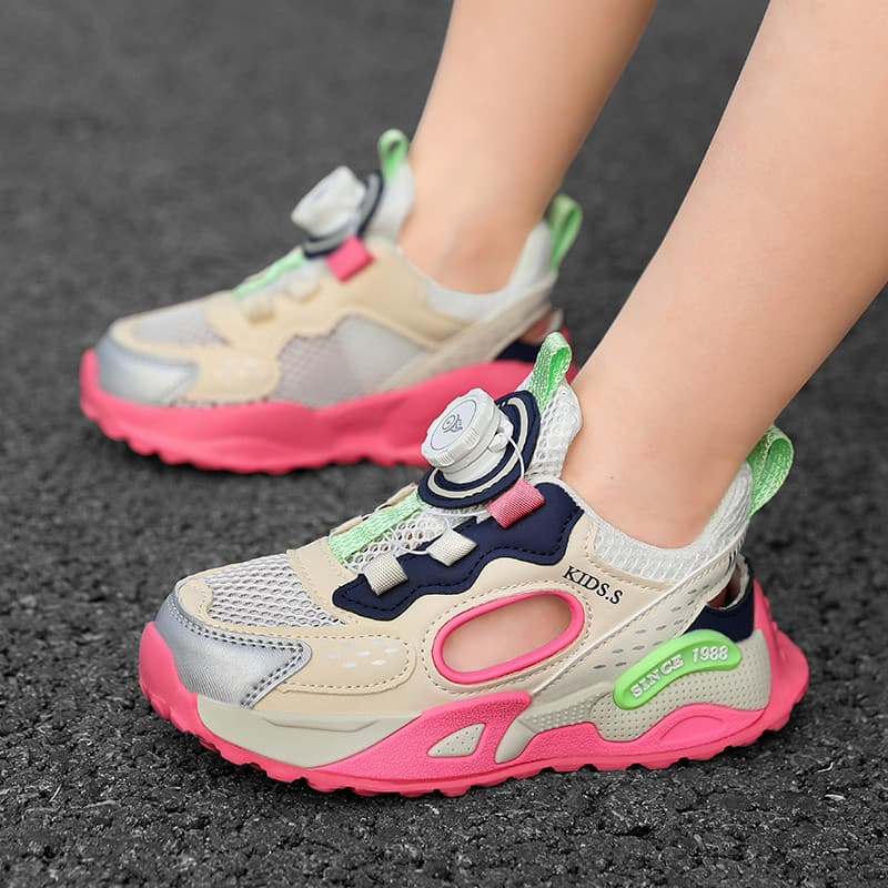 Meninas sandálias 2026 novo estilo verão crianças Baotou esportes único Net sapatos grandes crianças superfície de malha