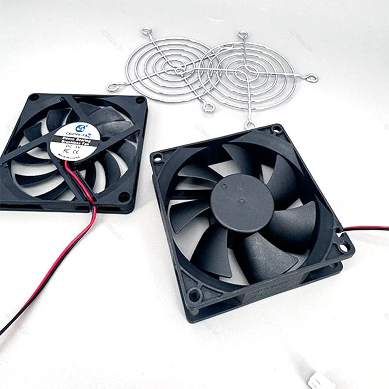 80mm 8010 8025 DC Ventilador De Resfriamento Sem Escova 5V 12V 24V Com Grelha De Para Computador Mini Sistema BR28B