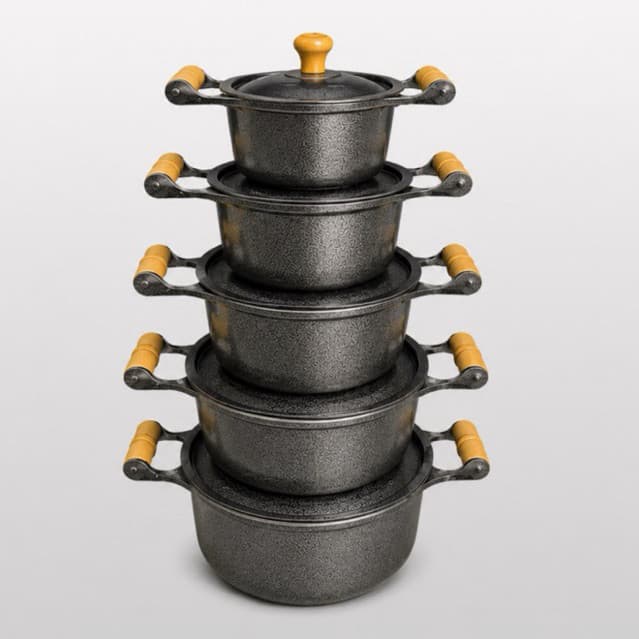Jogo de Panelas 5 peças em Alumínio Batido Grosso preto Cozinha Polimento/Premium