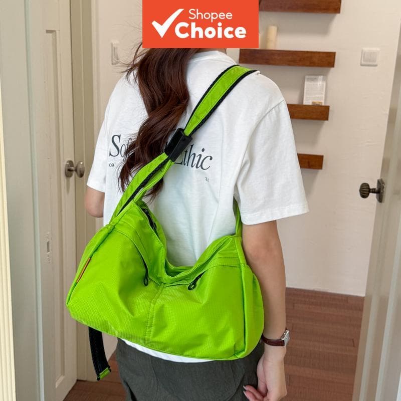 Bolsa tiracolo de nylon impermeável leve com alça larga ajustável, vários bolsos, casual, grande capacidade, para