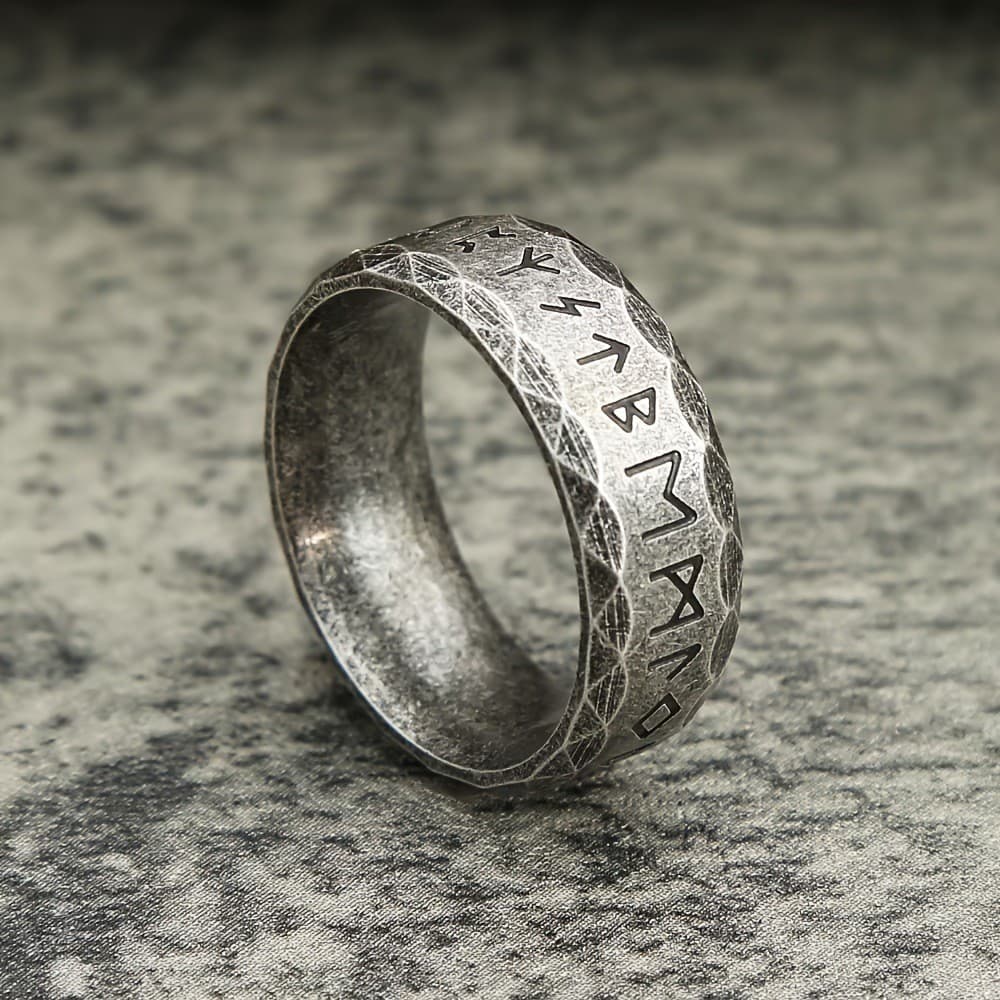 Anel de Aço Inoxidável com Runas Viking, Disponível em Quatro Cores, Joia Masculina Personalizada e Moderna