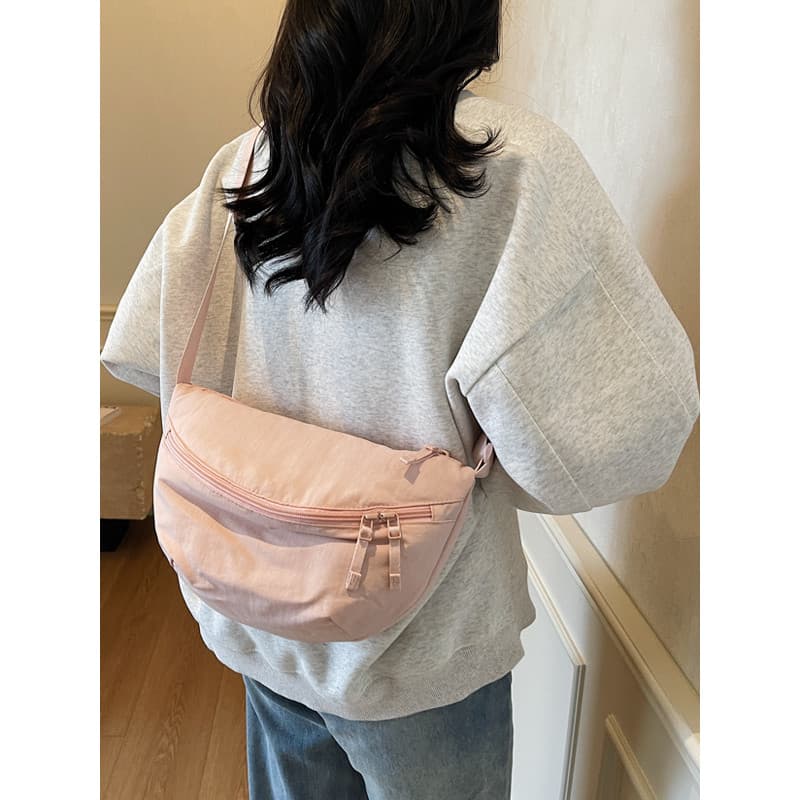 Bolsa leve feminina Casual pano de náilon repelente de água sela saco de grande capacidade simples cor sólida um ombro