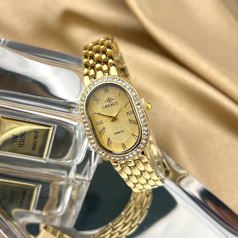 Relógio Masculino De Luxo Precisão De Negócios Oval Diamante Incrustado Pulseira De Pulso Moda Feminina Relógios De Quar