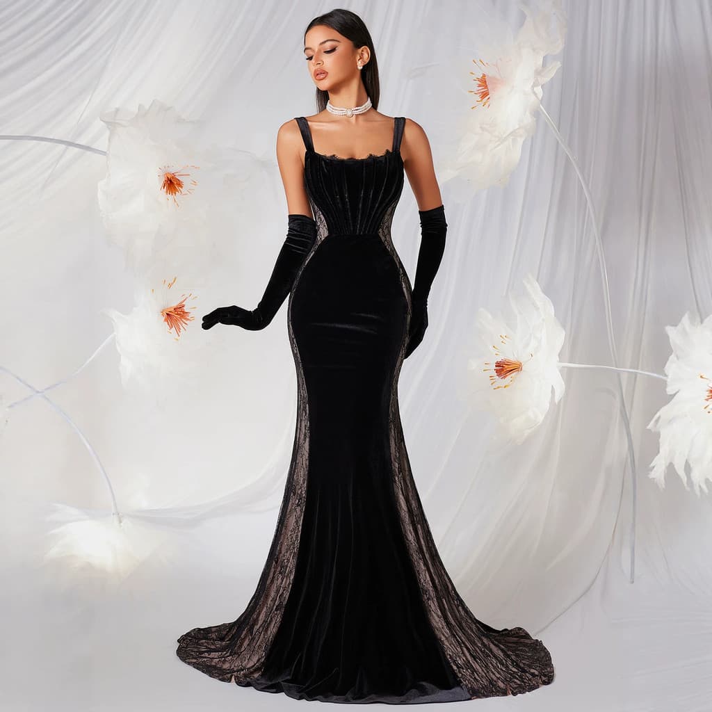 Vestido de noite preto de veludo com renda, modelo cauda de peixe, com alças e estrutura para um caimento ajustado, adeq