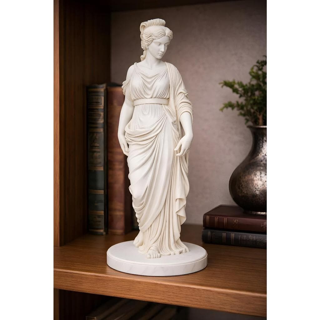 Estátua de Deusa Grega Antiga