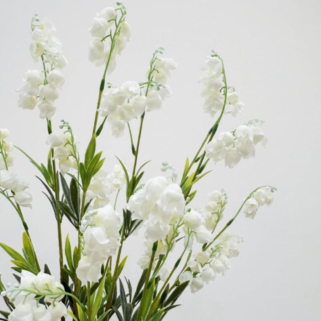 4 Pcs Lily of The Valley Artificial Flowers, 31.8 Inch Tall Fake Silk Flower, Long Stem Artificial Lily Flowers for Tall
