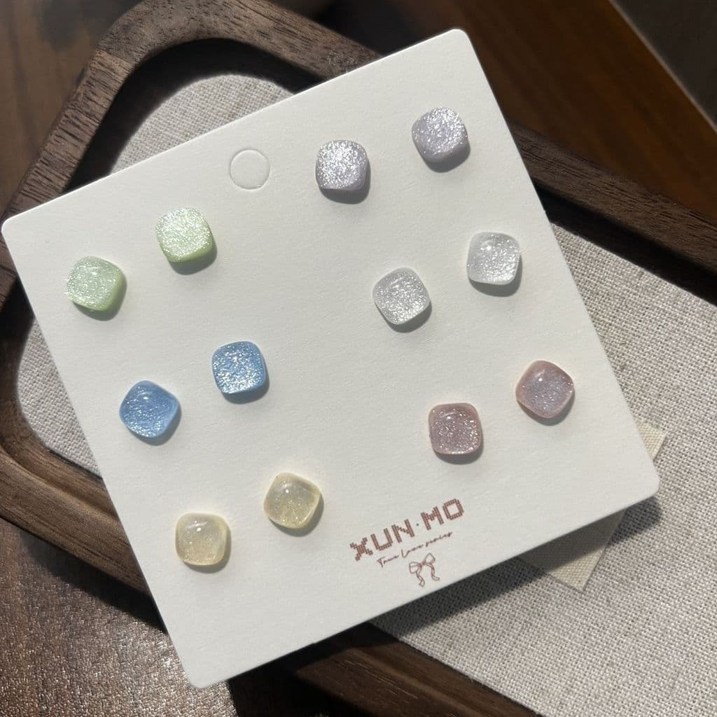 [Sem piercing de orelha ferramenta útil adsorção magnética brincos quadrados Aurora coloridos]✨ Novo estilo de resina hi