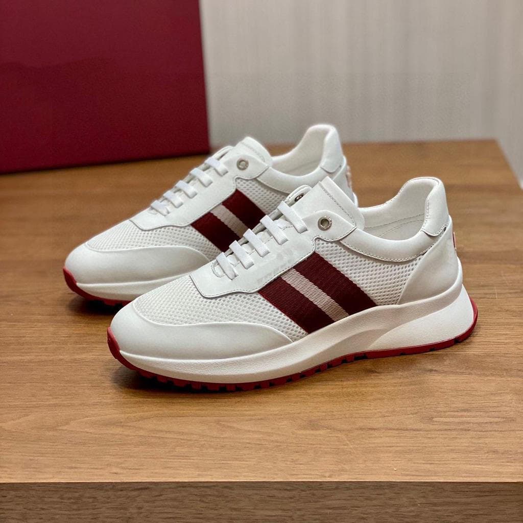 Novos sapatos masculinos de 2026, sapatos casuais da moda, tênis esportivos, estilo de luxo leve.