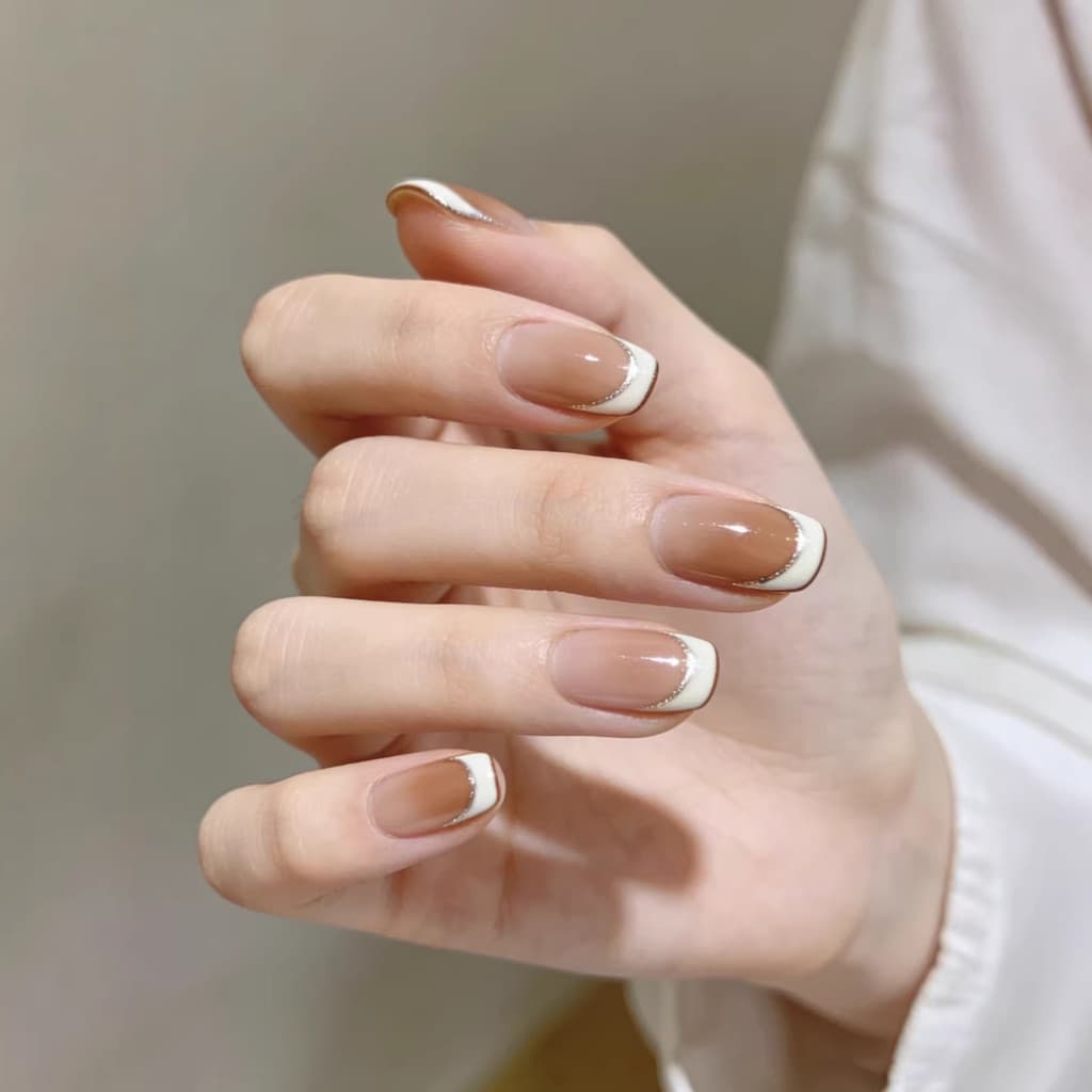 Leite café francês feito à mão usando unhas manicure clareamento manicure adesivos remendos de unhas