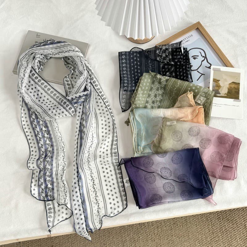 2026 novo estilo leve Semi-transparente longo cachecol cor gradiente All-Match moda cachecol decoração simples fresco
