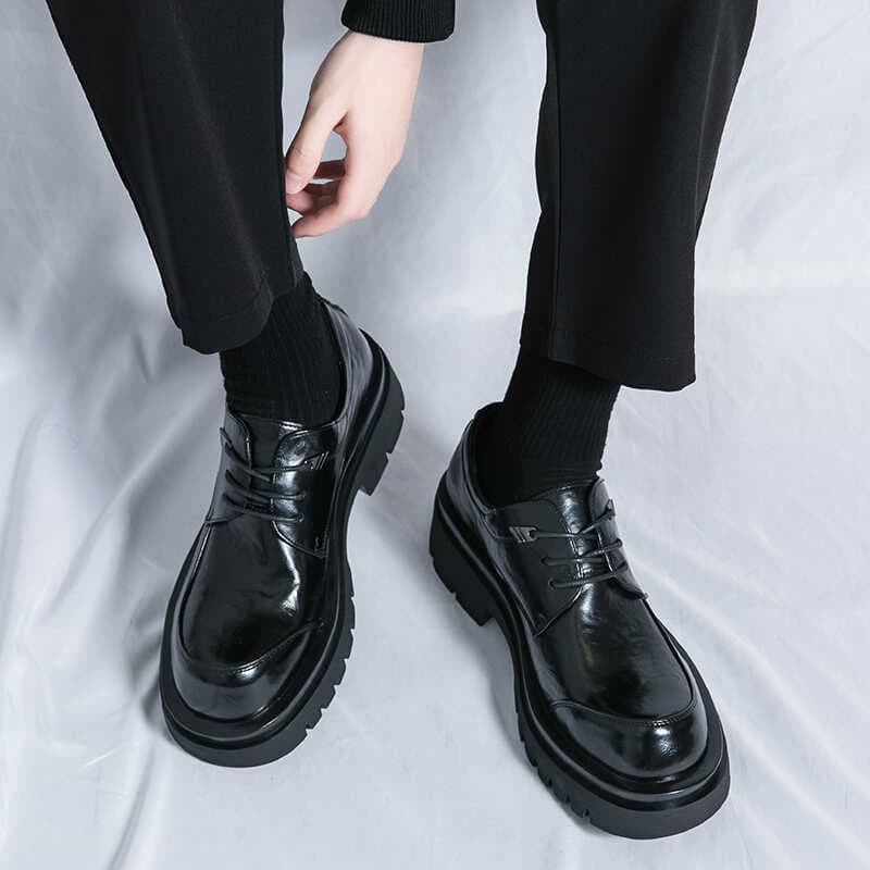 Preto estilo britânico sapatos de couro de dedo grande masculino dedo do pé redondo sola grossa aumento interno tendênci