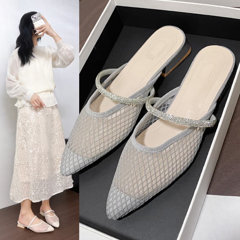 Saia combinando Baotou chinelos femininos verão exterior usar antiderrapante Muller sapatos moda feminina All-match tama